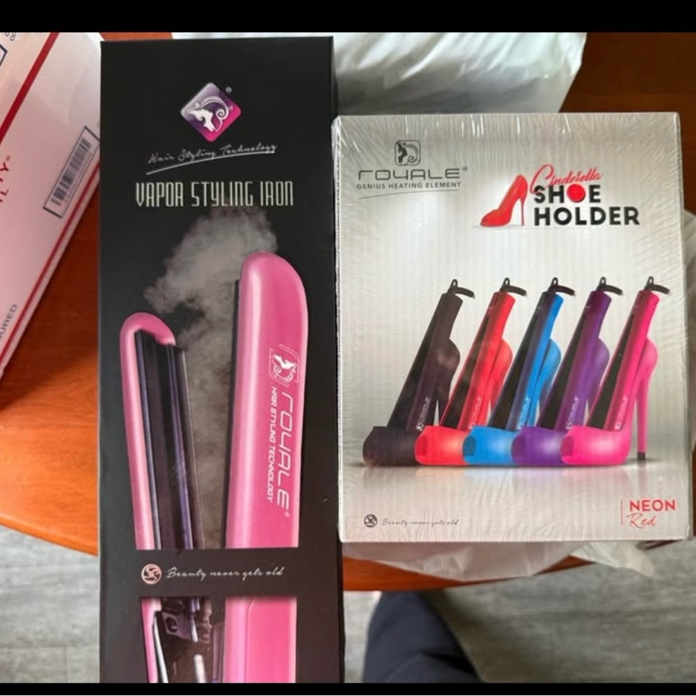 Royale Pink Vapor Styling Iron and Cinderella Shoe Holder